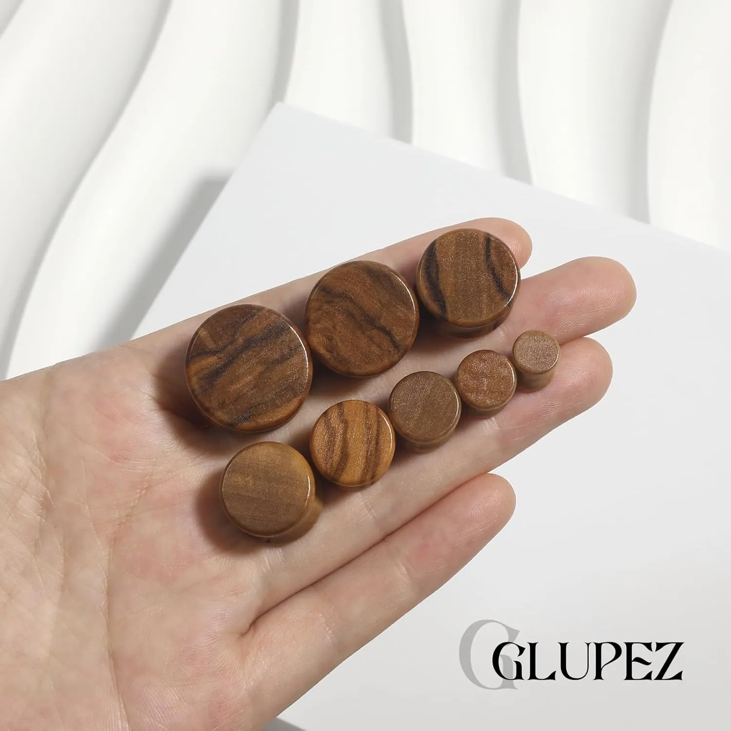 2PCS 2G-3/4"Ear Plugs Ear Gauges Vintage Natural Wood Double Flared Saddle Wooden Ear Expanders Ear Stretcher Ear Tunnels Lobe Body Piercing Jewelry for Women Men 6MM-20MM