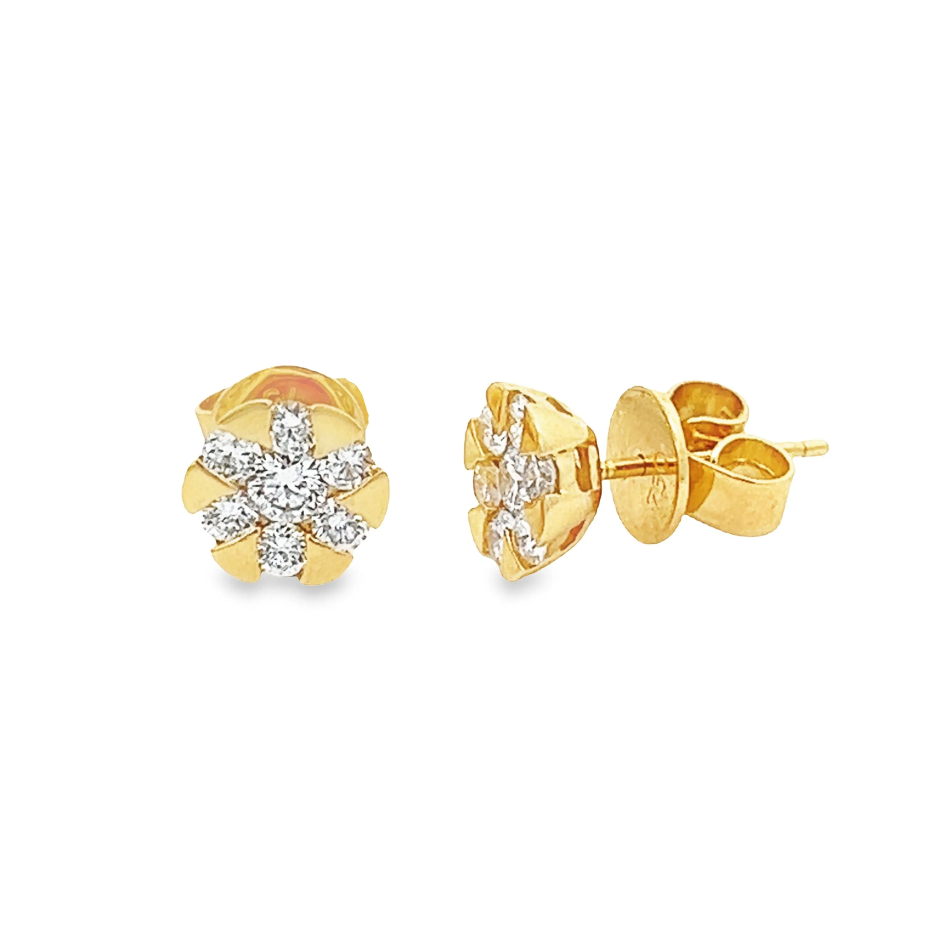 .66ct 18k Yellow Gold Diamond Cluster Stud Earrings