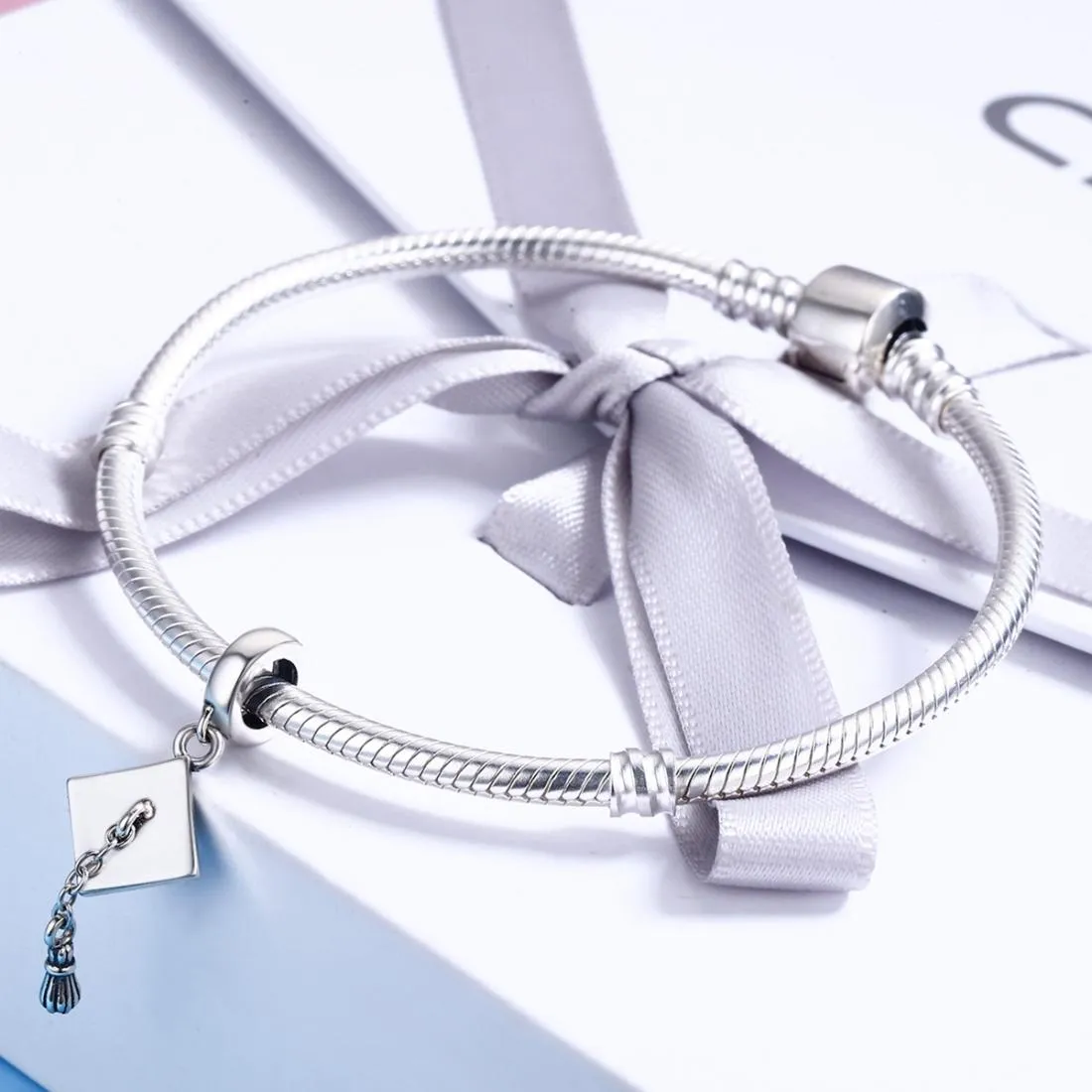 925 Sterling Silver Bachelor Cap Pendant For Bracelet Or Necklace