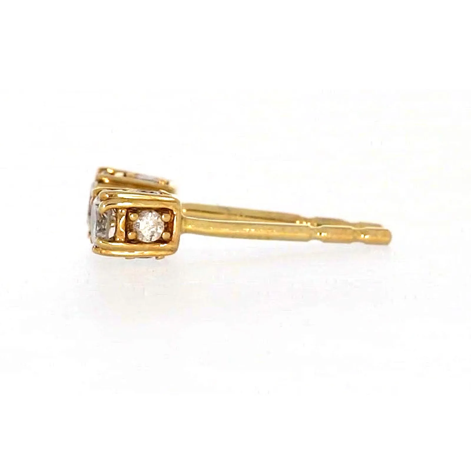 9ct Yellow Gold Round Brilliant Cut 1/4 Carat tw of Diamonds  Stud Earrings