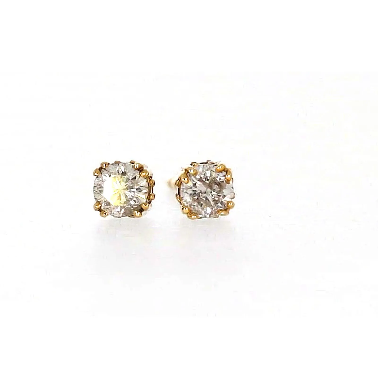 9ct Yellow Gold Round Brilliant Cut 1/4 Carat tw of Diamonds  Stud Earrings