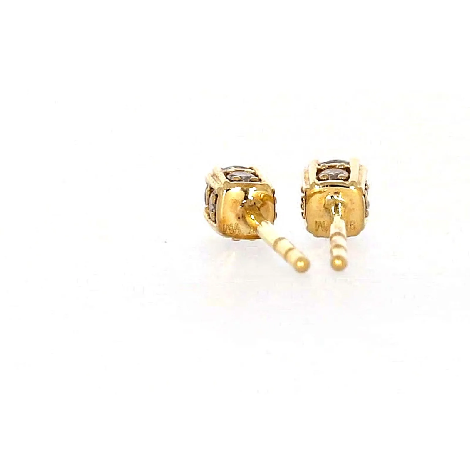9ct Yellow Gold Round Brilliant Cut 1/4 Carat tw of Diamonds  Stud Earrings