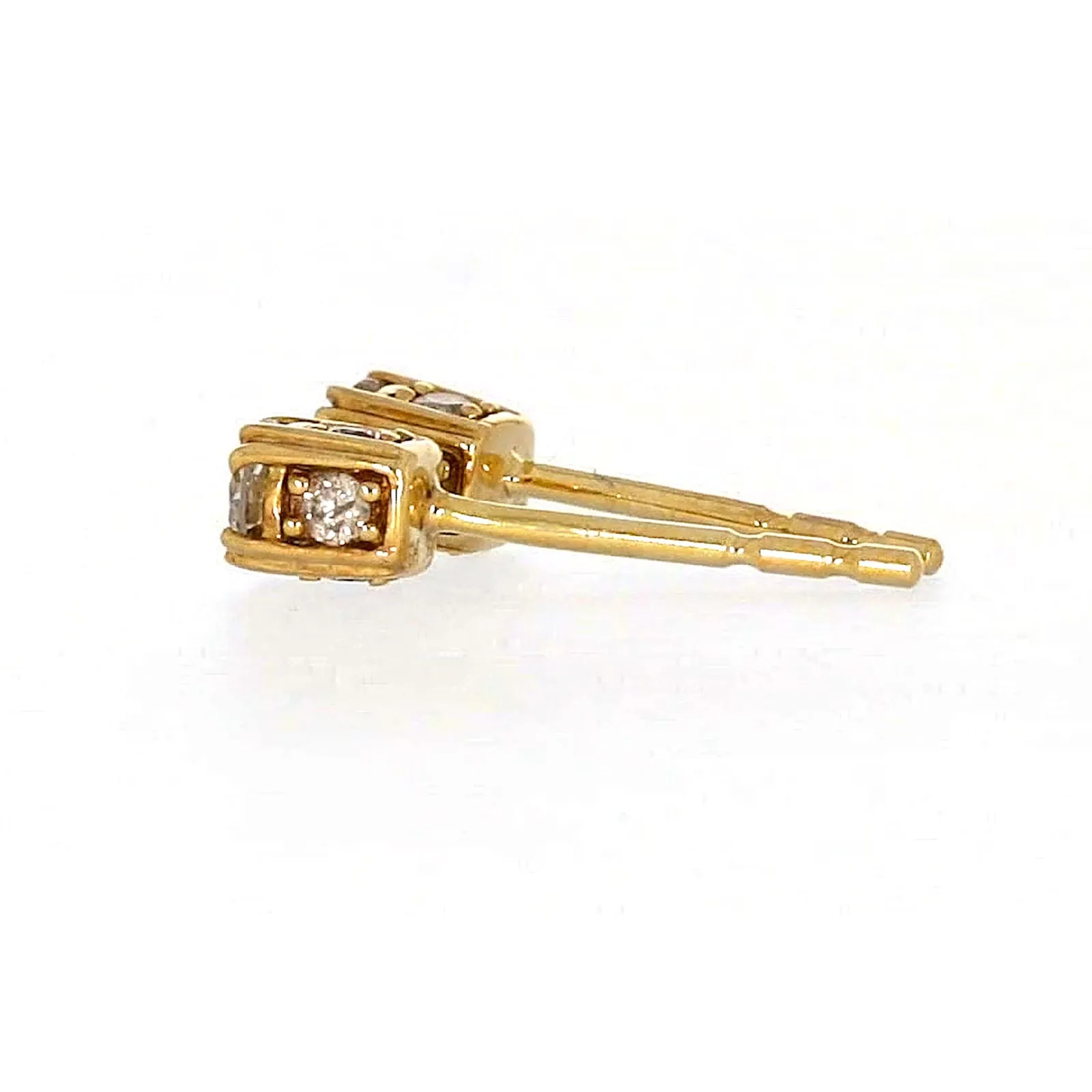 9ct Yellow Gold Round Brilliant Cut 1/4 Carat tw of Diamonds  Stud Earrings