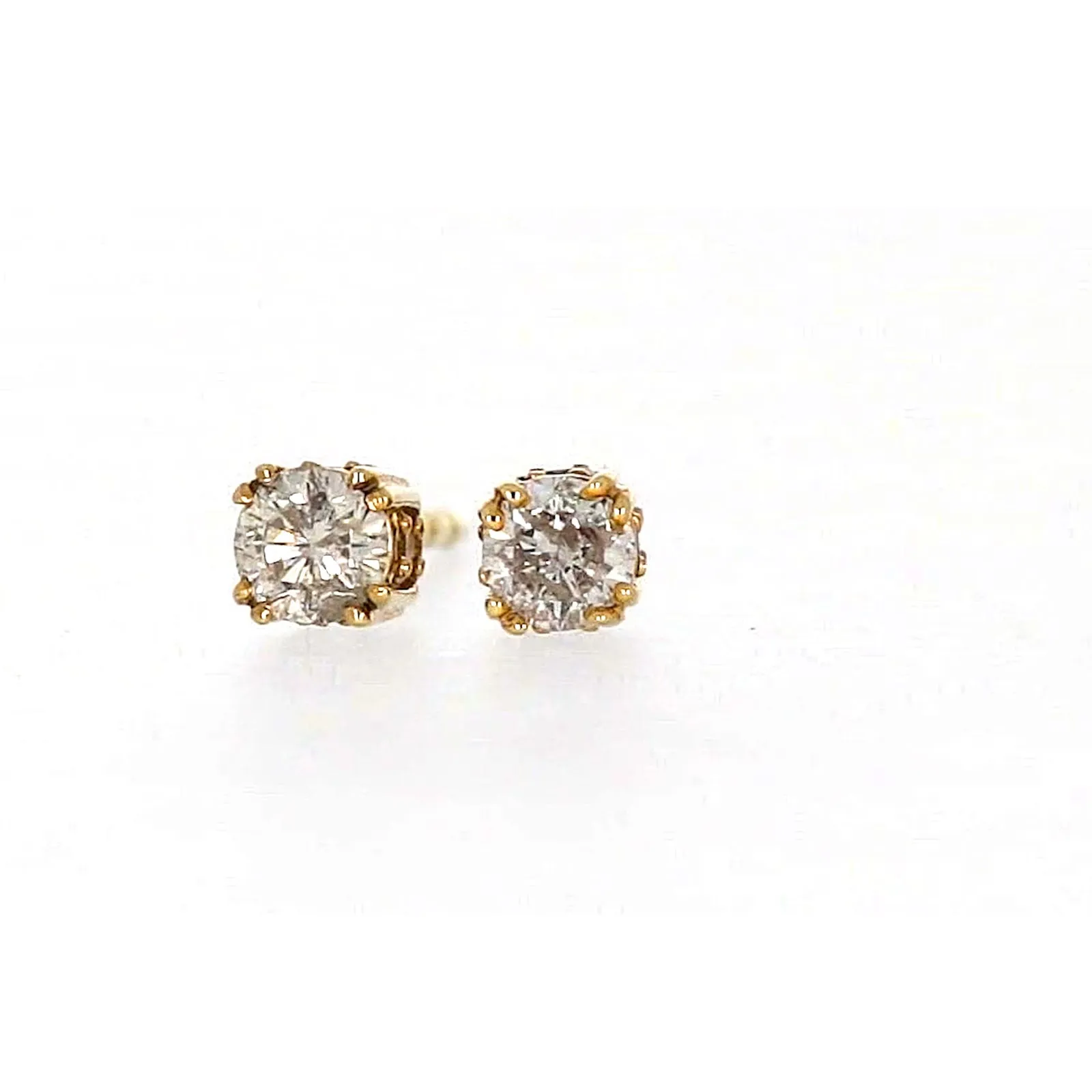 9ct Yellow Gold Round Brilliant Cut 1/4 Carat tw of Diamonds  Stud Earrings