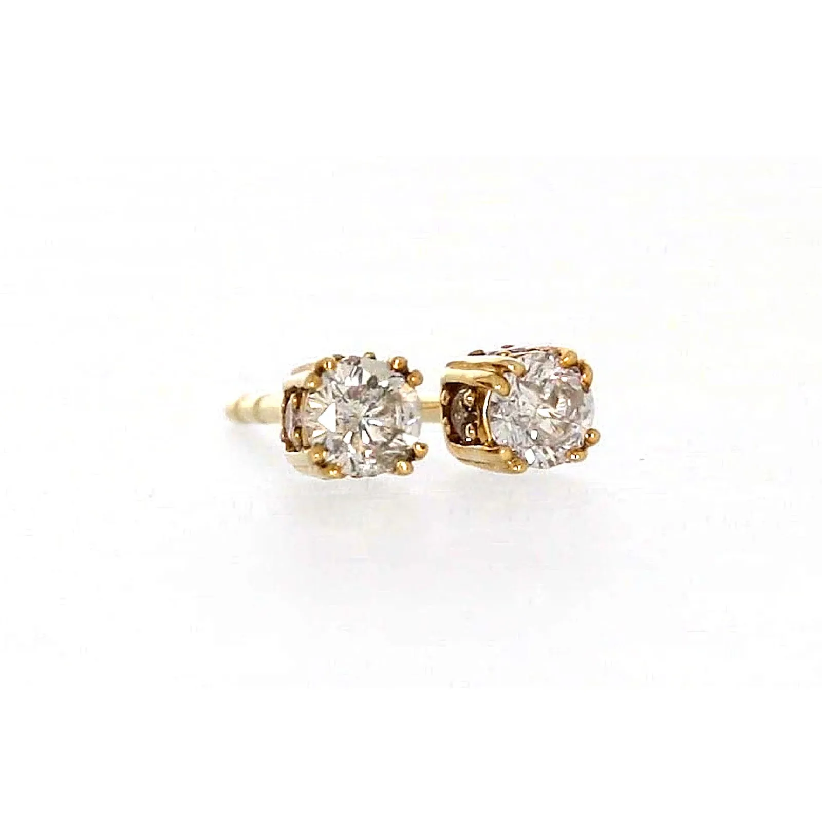 9ct Yellow Gold Round Brilliant Cut 1/4 Carat tw of Diamonds  Stud Earrings