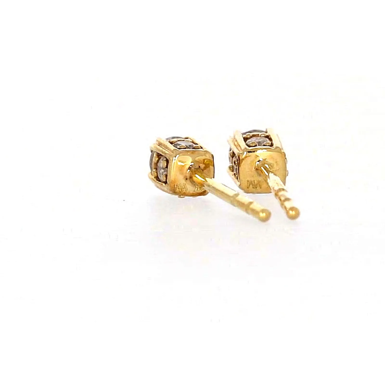 9ct Yellow Gold Round Brilliant Cut 1/4 Carat tw of Diamonds  Stud Earrings