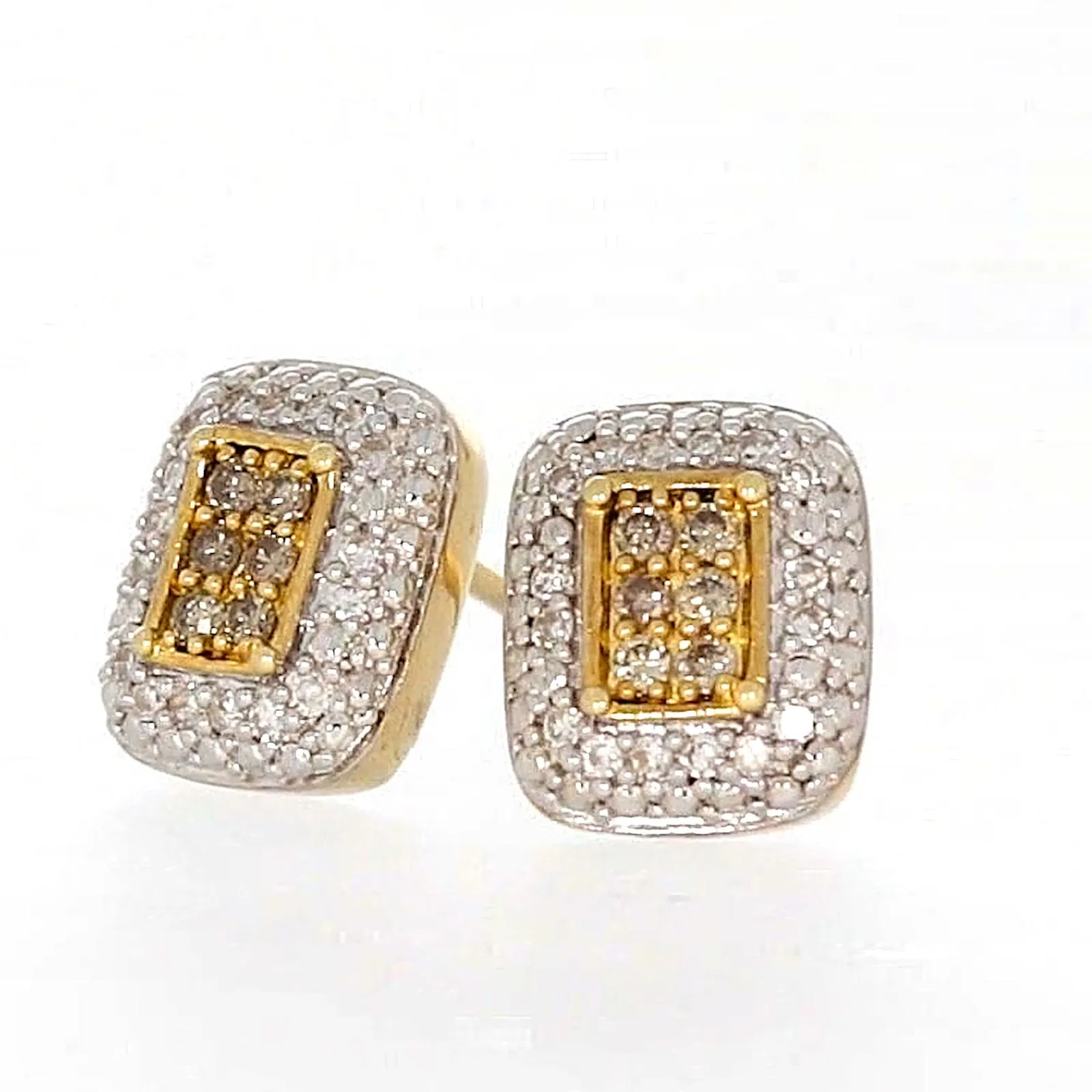 9ct Yellow Gold Round Brilliant Cut with 0.20 CARAT tw of Diamonds Stud Earrings