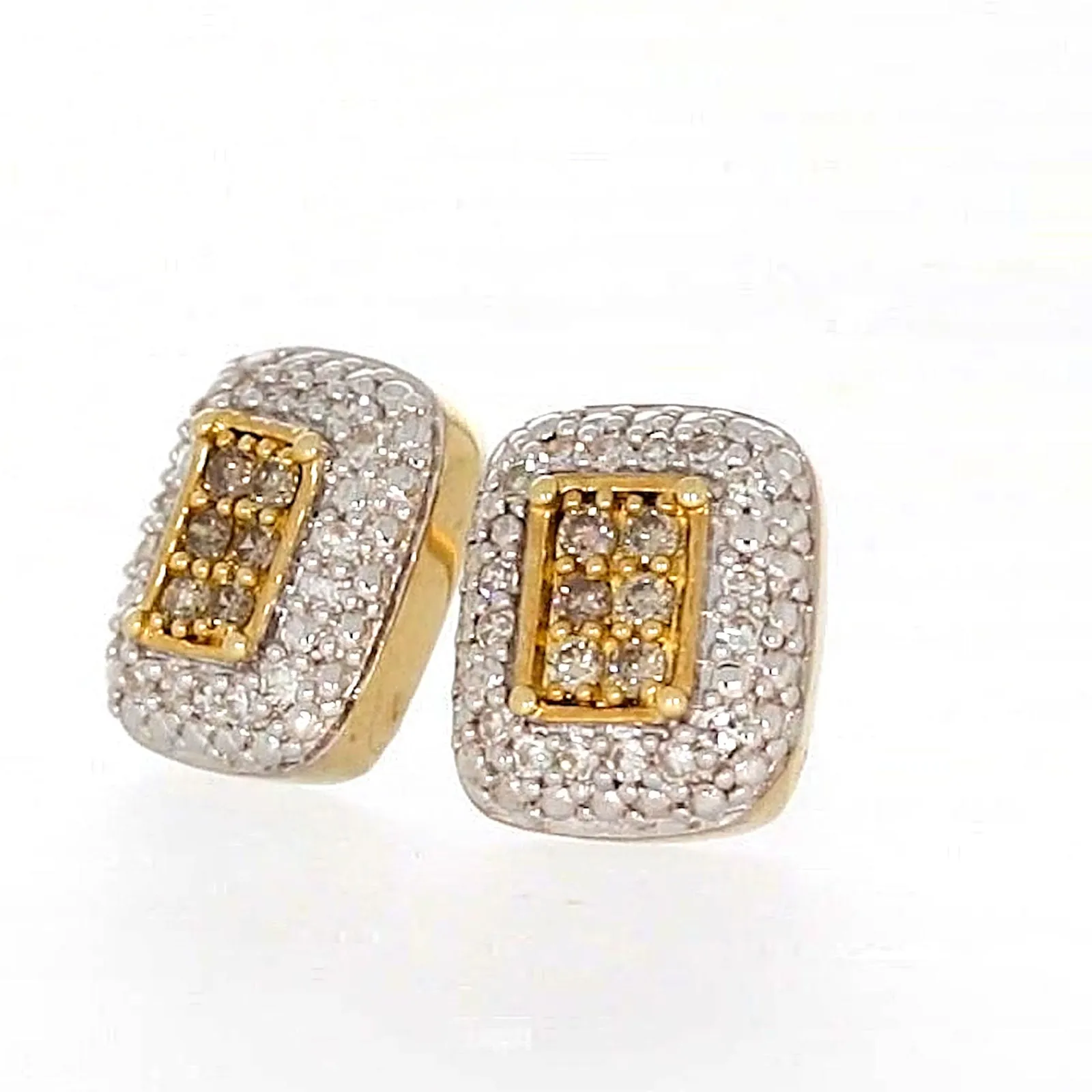 9ct Yellow Gold Round Brilliant Cut with 0.20 CARAT tw of Diamonds Stud Earrings