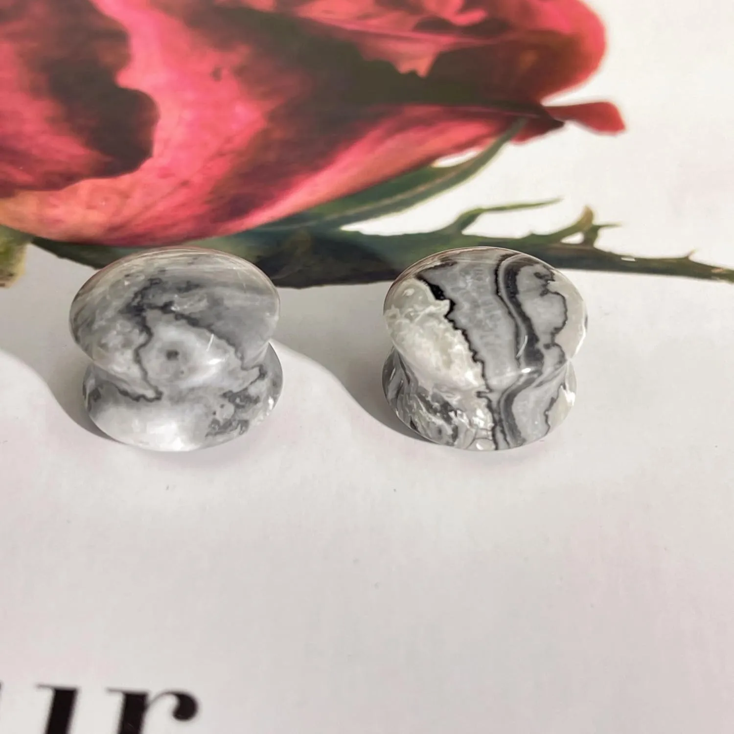 Agate Stone Ear Plugs Tunnels for Women Men Double Saddle Flared Expander Piercing Ears Gauge Plug Natural Organic Stones Stretcher Body Pierced Jewelry Gifts