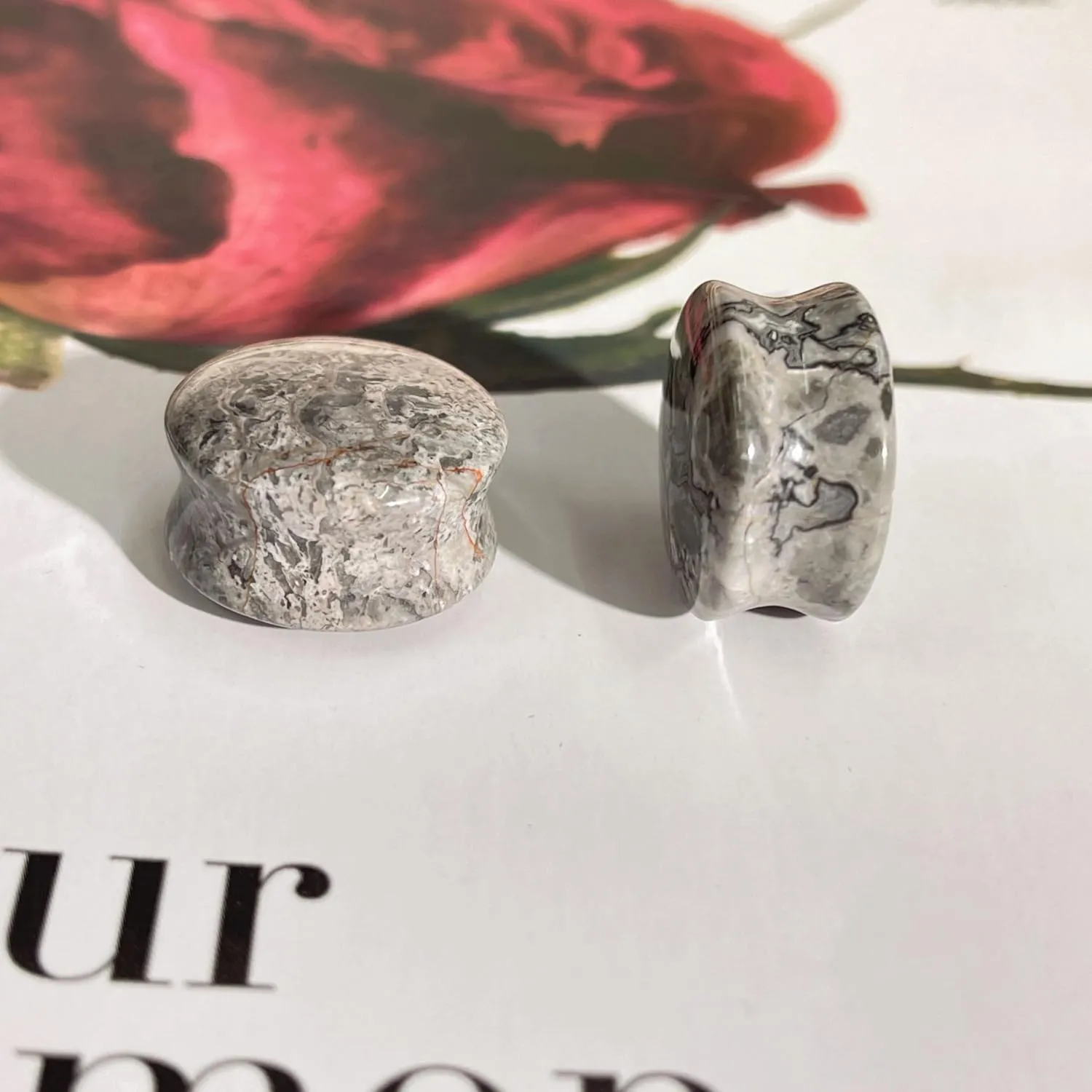 Agate Stone Ear Plugs Tunnels for Women Men Double Saddle Flared Expander Piercing Ears Gauge Plug Natural Organic Stones Stretcher Body Pierced Jewelry Gifts