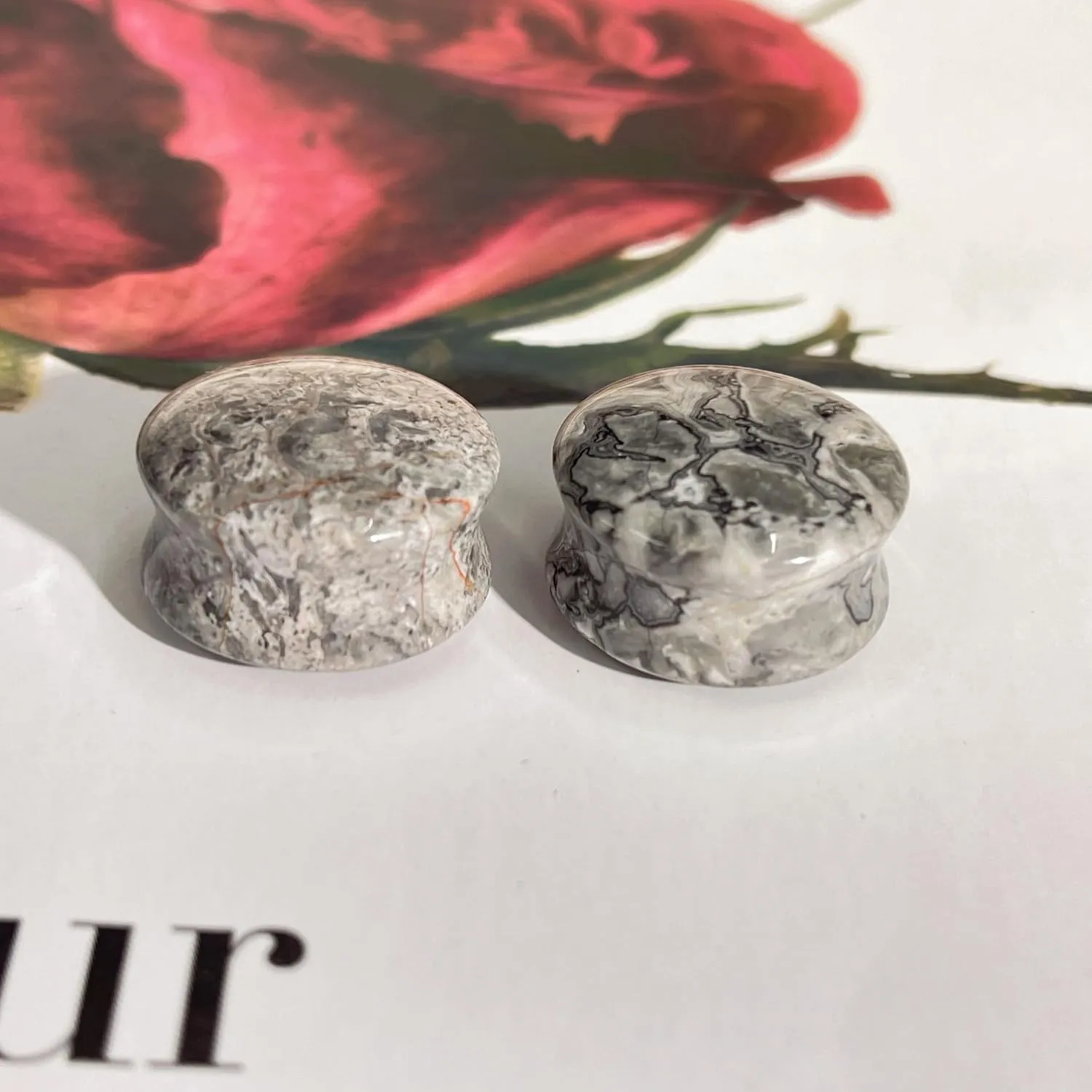 Agate Stone Ear Plugs Tunnels for Women Men Double Saddle Flared Expander Piercing Ears Gauge Plug Natural Organic Stones Stretcher Body Pierced Jewelry Gifts