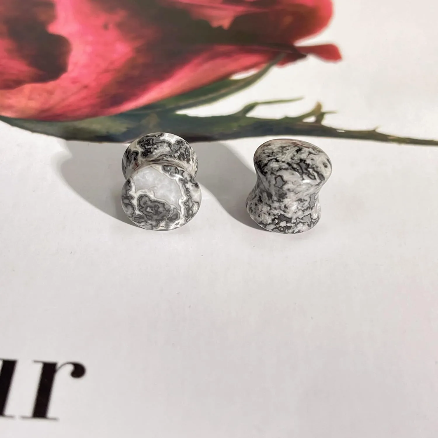 Agate Stone Ear Plugs Tunnels for Women Men Double Saddle Flared Expander Piercing Ears Gauge Plug Natural Organic Stones Stretcher Body Pierced Jewelry Gifts