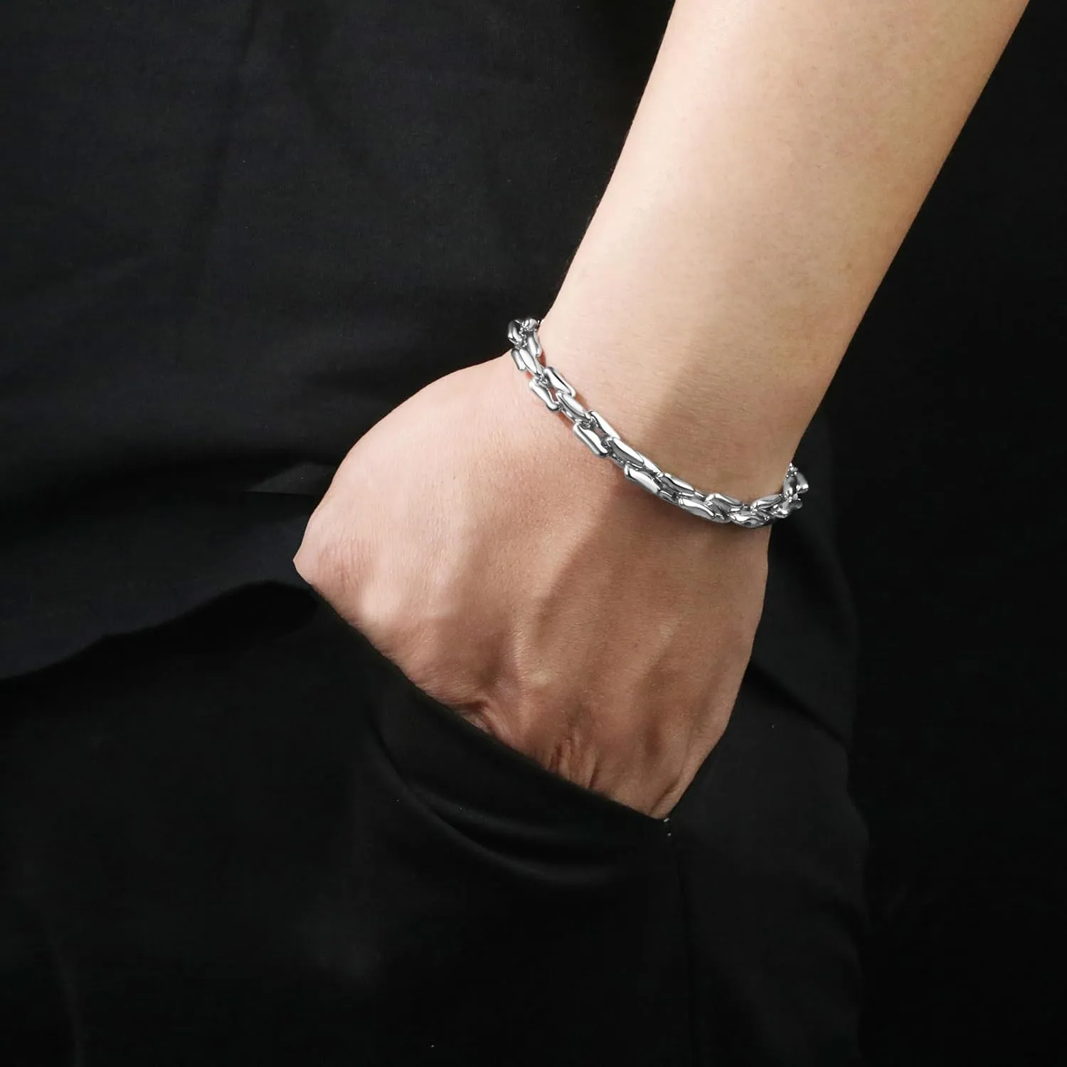 AIAINAGI Silver Link Chain Bracelets for Men Women 7mm Stainless Steel Paperclip Bracelets Rectangle Solid Chunky Chain 6.7/7.5/8.3Inches Unisex Wrist Jewelry Gift for Men