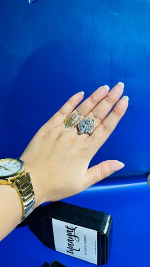 Anu Silver white Ring