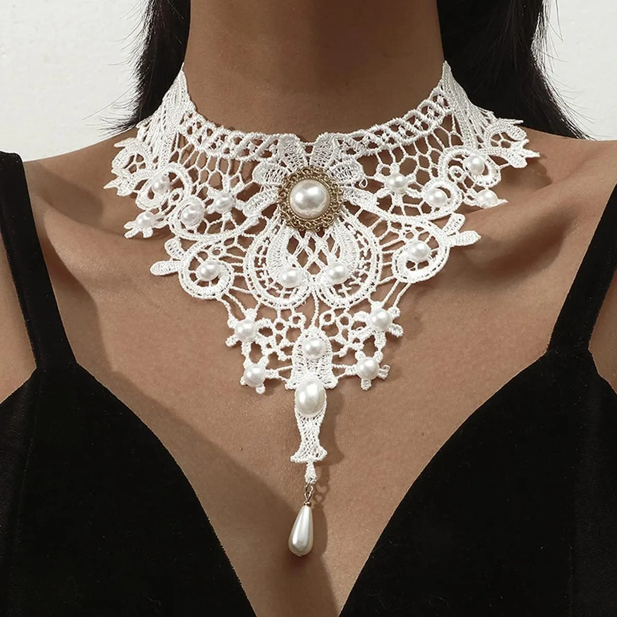 Bethynas Gothic Black Lace Crystal Choker Necklace Sexy Gemstone Pendant Neck Chain Halloween Costume Jewelry for Women