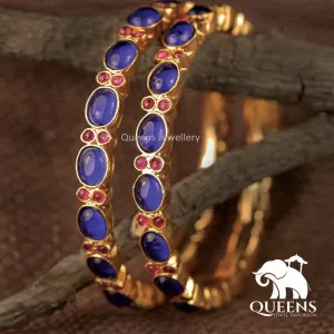 BLUE KEMP BANGLES