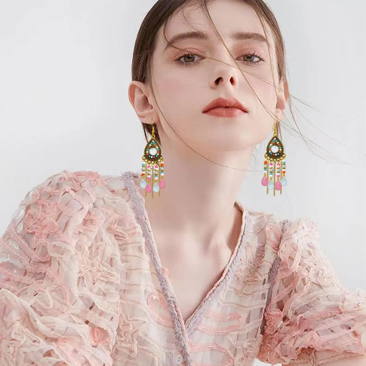 Bohemian Dainty Vintage Gold Crystal Teardrop Chandelier Lightweight Dangle Drop Earrings Retro Alloy Chain Fringe Hook Earrings For Women Jewelry Gifts