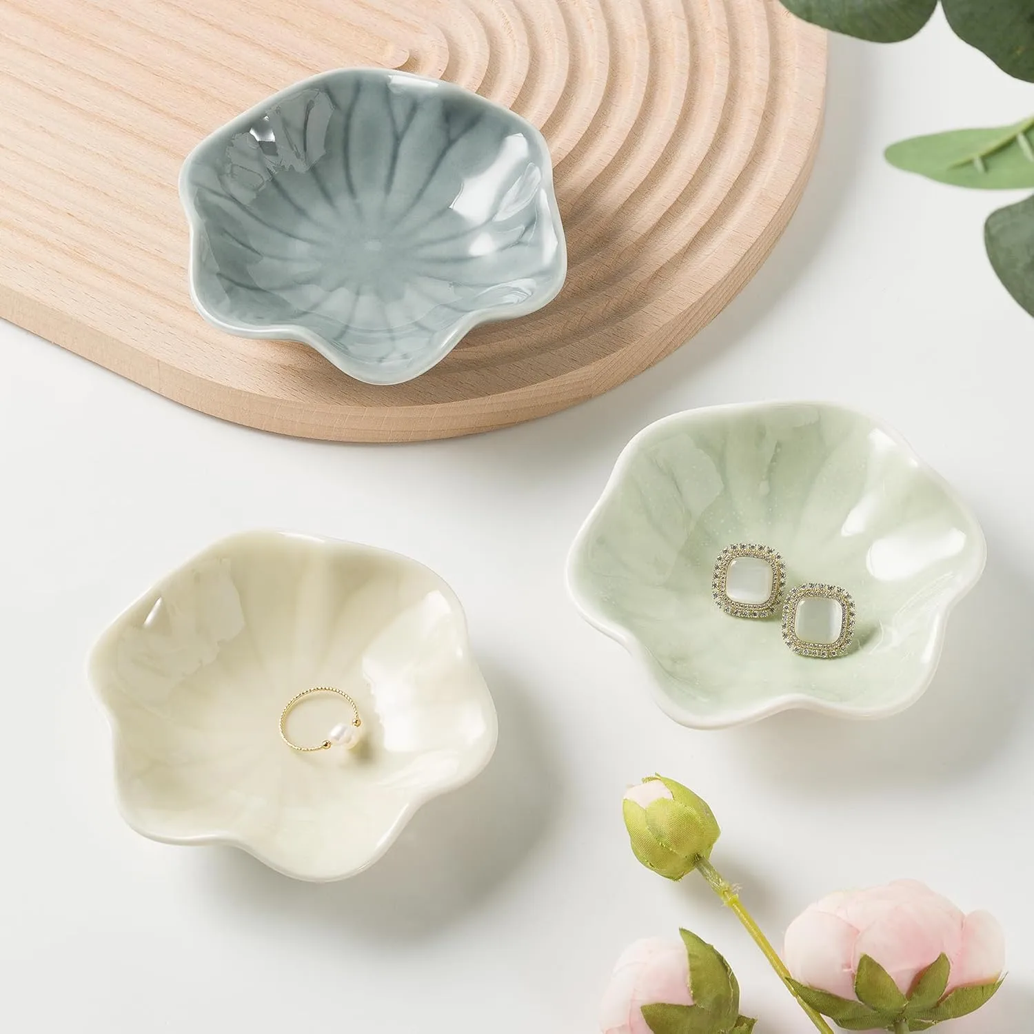Ceramic Trinket Dish, Ring Tray, Decorative Jewelry Dish for Earrings Necklaces Watch Keys Women (Green Leaf)