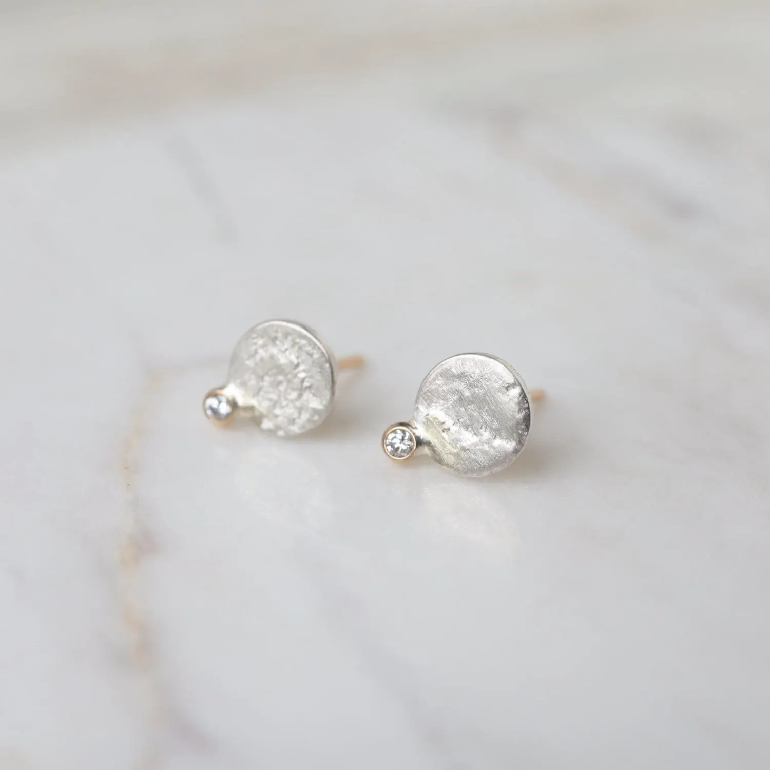 Dawn Studs - White Diamond