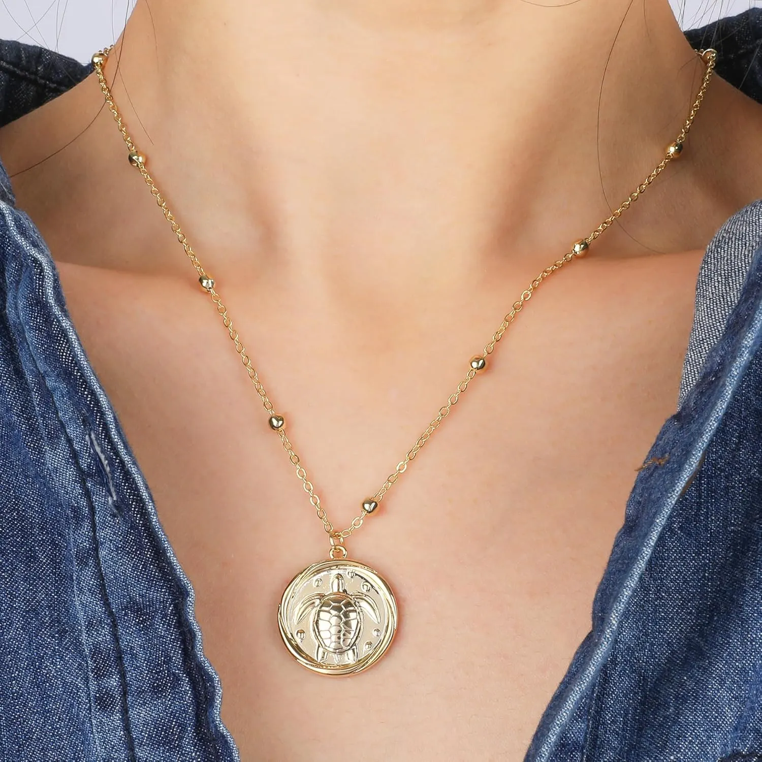 Gold Pendant Necklace for Women 14K Gold Plated Coin Pendant Necklace Adjustable Chain Disc Round Charm Initial Statement Necklace Trendy Jewelry Gift for Her