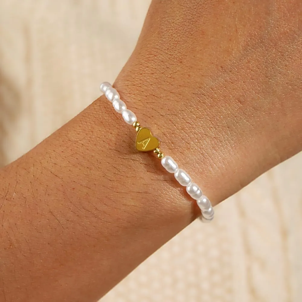 Heart Initial Pearl Beaded Bracelet for Women,Handmade Dainty Gold Plated A-Z Stretch Bracelet Trendy Birthday Jewelry Gift
