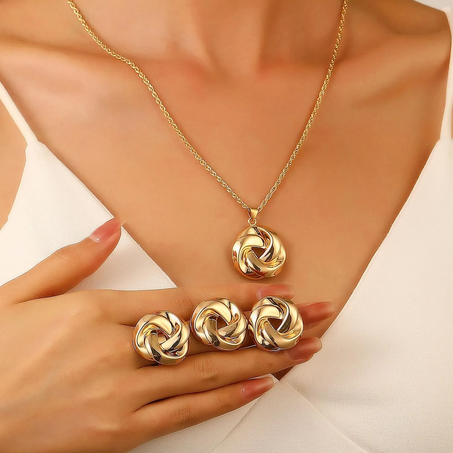 HUJUON Plated Gold Twisted Chunky Jewelry Set,Minimalist Twist Pendant Necklace Stud Earrings Rings Set,Aesthetic Punk Daily Costume Jewelry Accessories