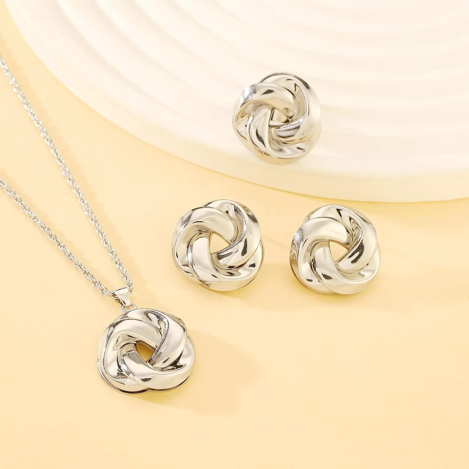 HUJUON Plated Gold Twisted Chunky Jewelry Set,Minimalist Twist Pendant Necklace Stud Earrings Rings Set,Aesthetic Punk Daily Costume Jewelry Accessories