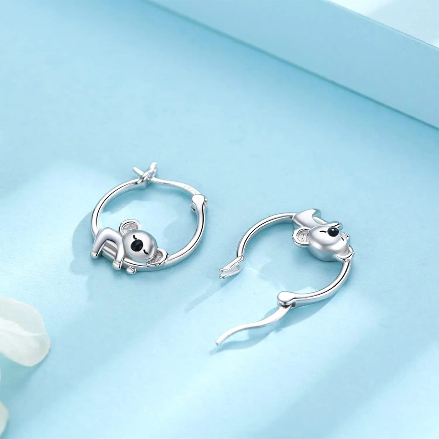 Hypoallergenic Panda/Unicorn/Hummingbird/Dolphin Hoop Earrings for Women 925 Sterling Silver Animal Huggie Hoop Earrings Jewelry Gifts for Sensitive Ears