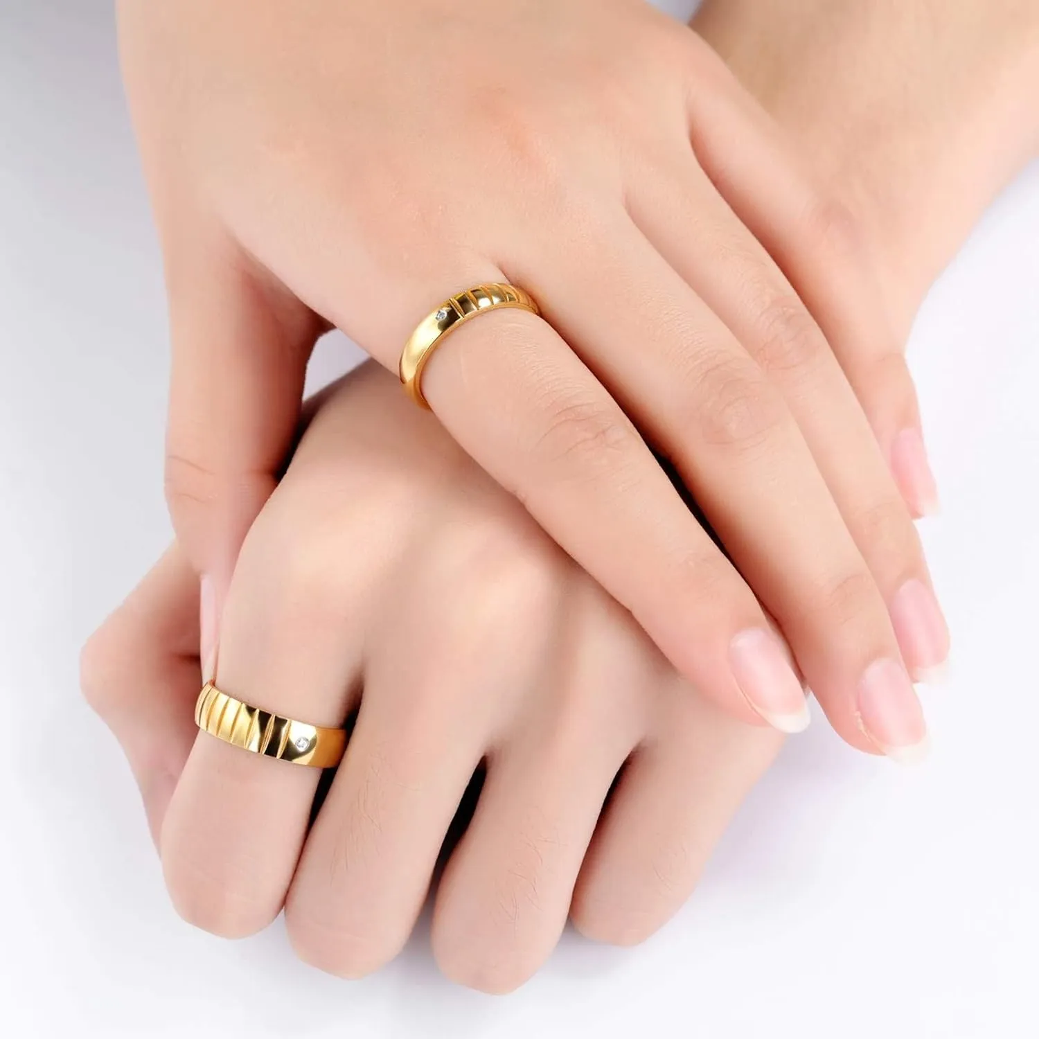 KnSam Couple Ring Stainless Steel Smooth Groove White Cz Gold Anniversary Ring