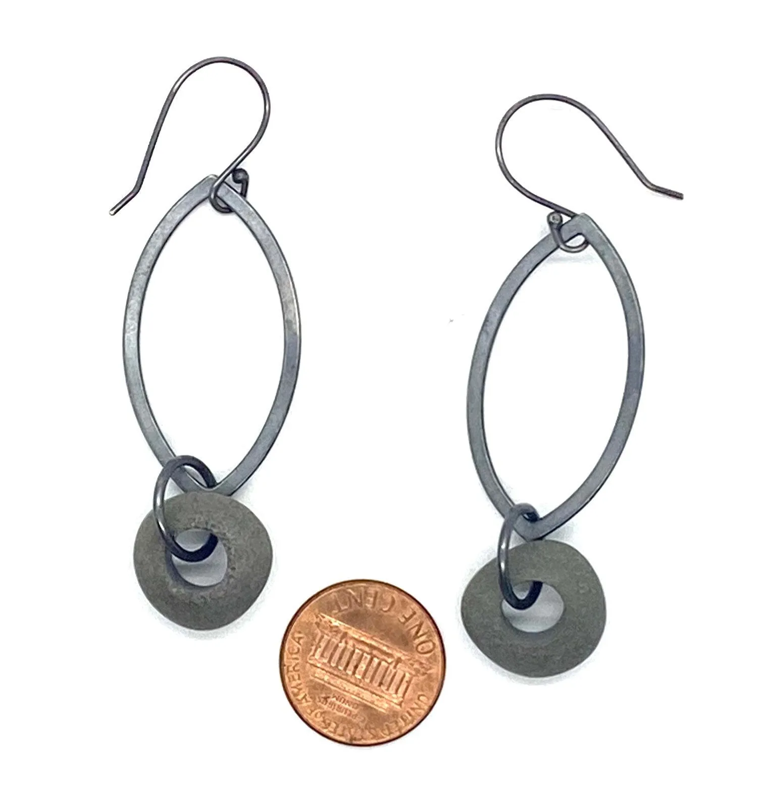 Leaf Rock Earrings