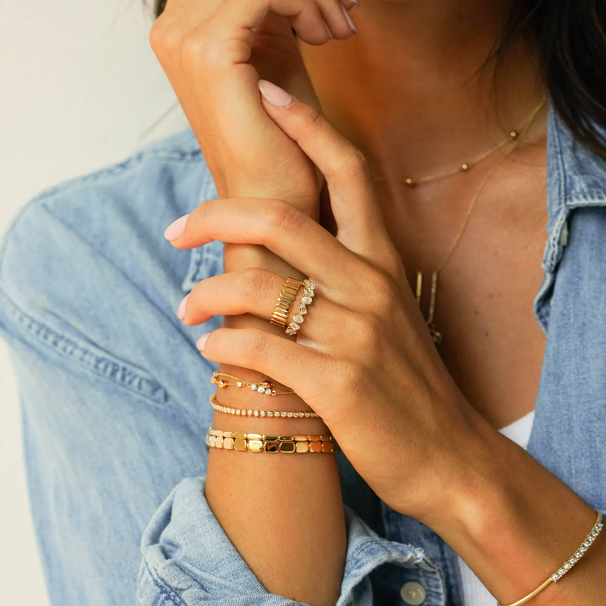 Melody Eden Vertical Gold Bar Ring