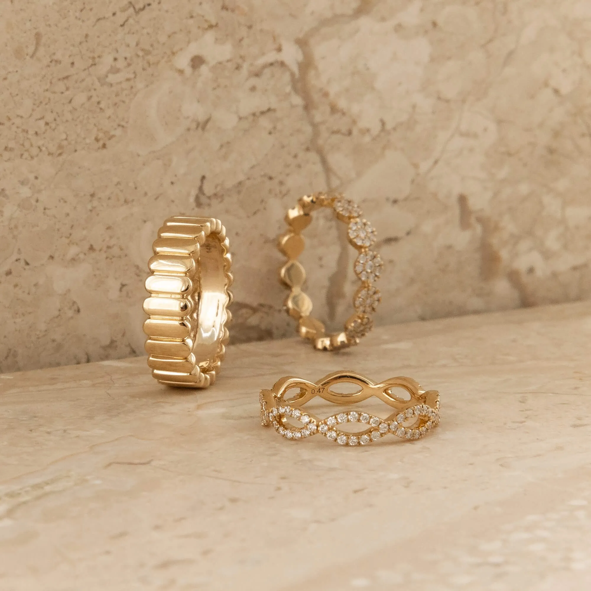Melody Eden Vertical Gold Bar Ring