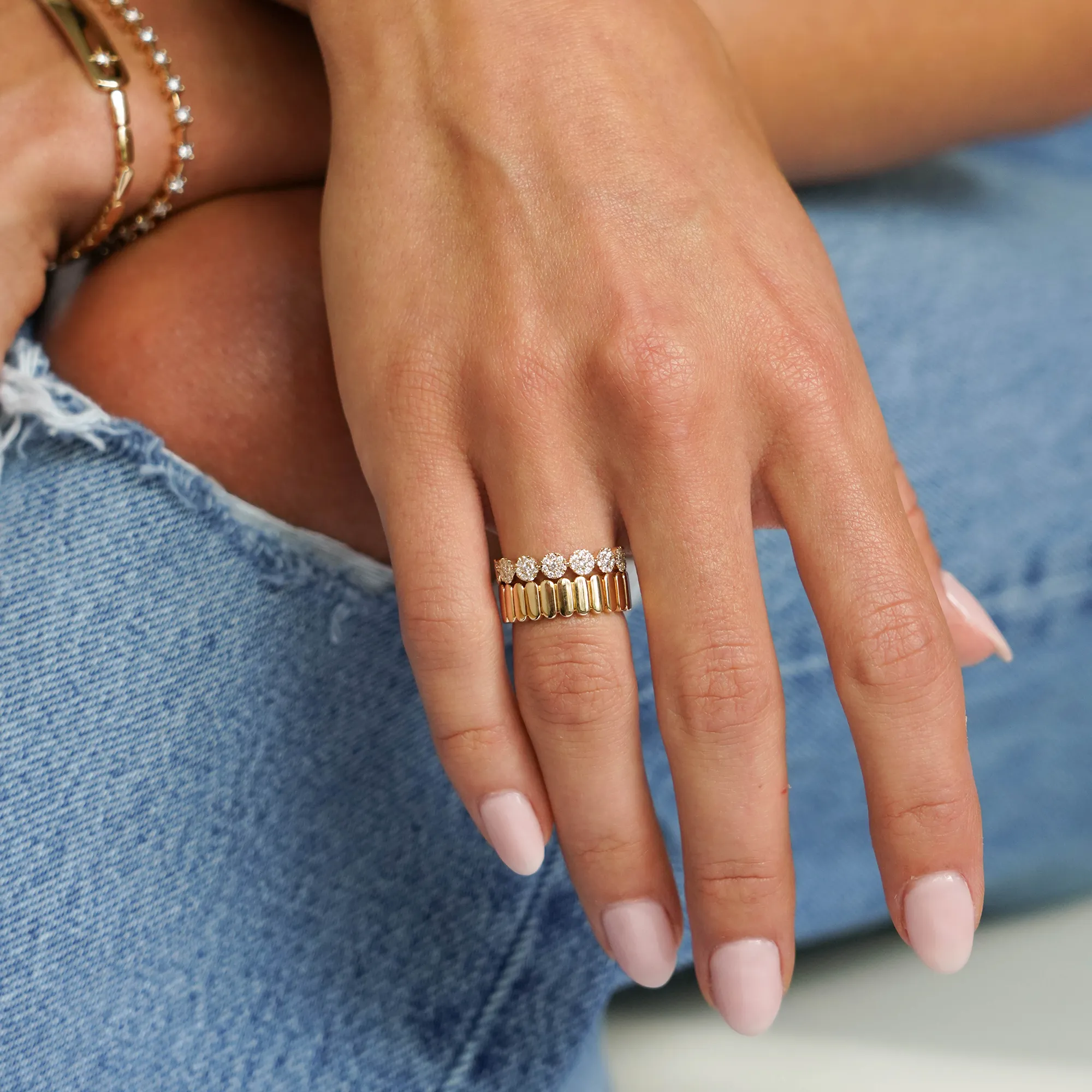 Melody Eden Vertical Gold Bar Ring