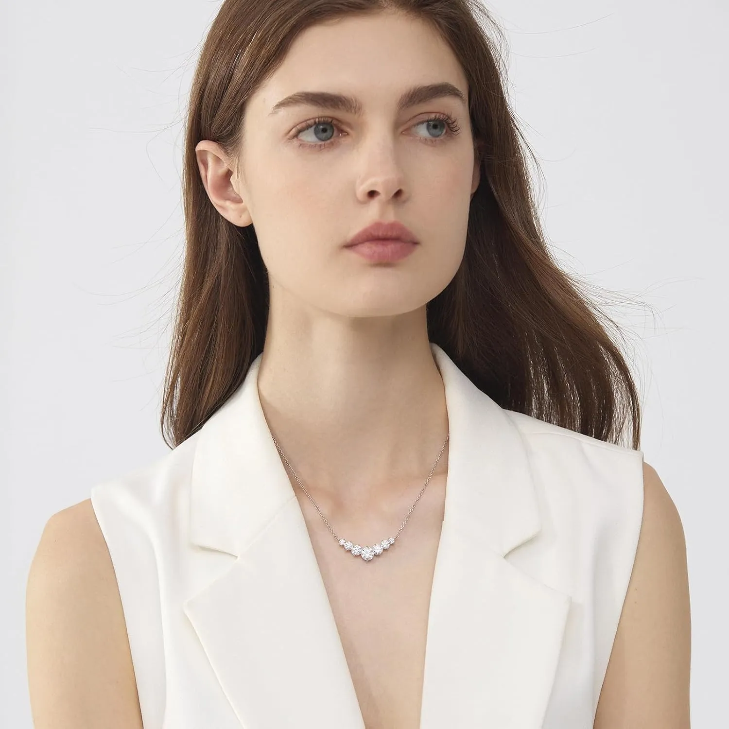 Moissanite Necklace for Women, 2.84.5 Carat Lab Created Diamond Pendant, Anniversary or Wedding Necklace for Wife, Elegant Sterling Silver Gift for Her, Birthday or Christmas Jewelry