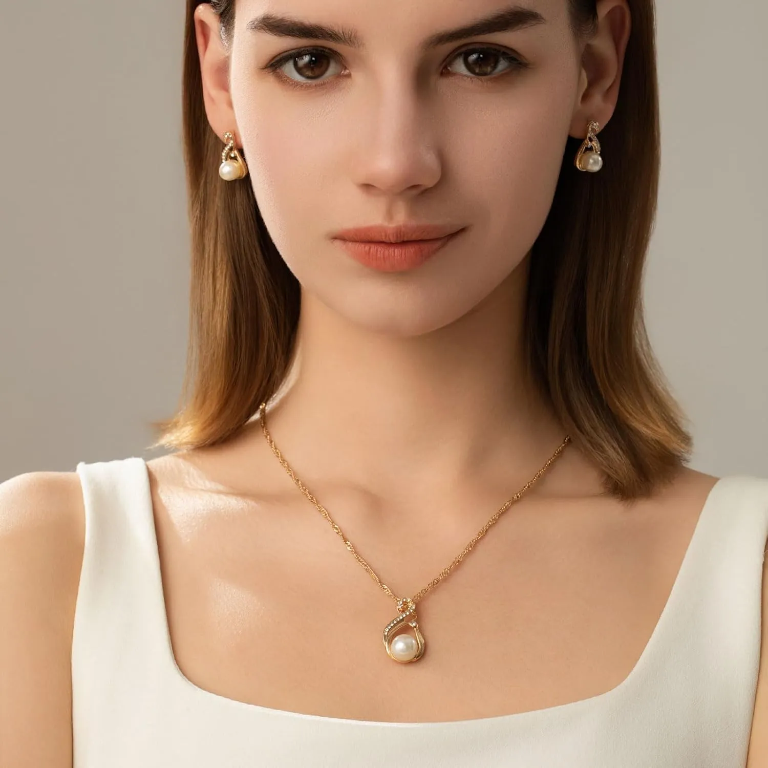 Necklace Pendant Round Pearl for Women Silver/Gold Plated Copper with Cubic Zirconia Chain Pearl Jewelry Gifts for Holidays and Anniversary