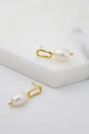 Nikkita Earring