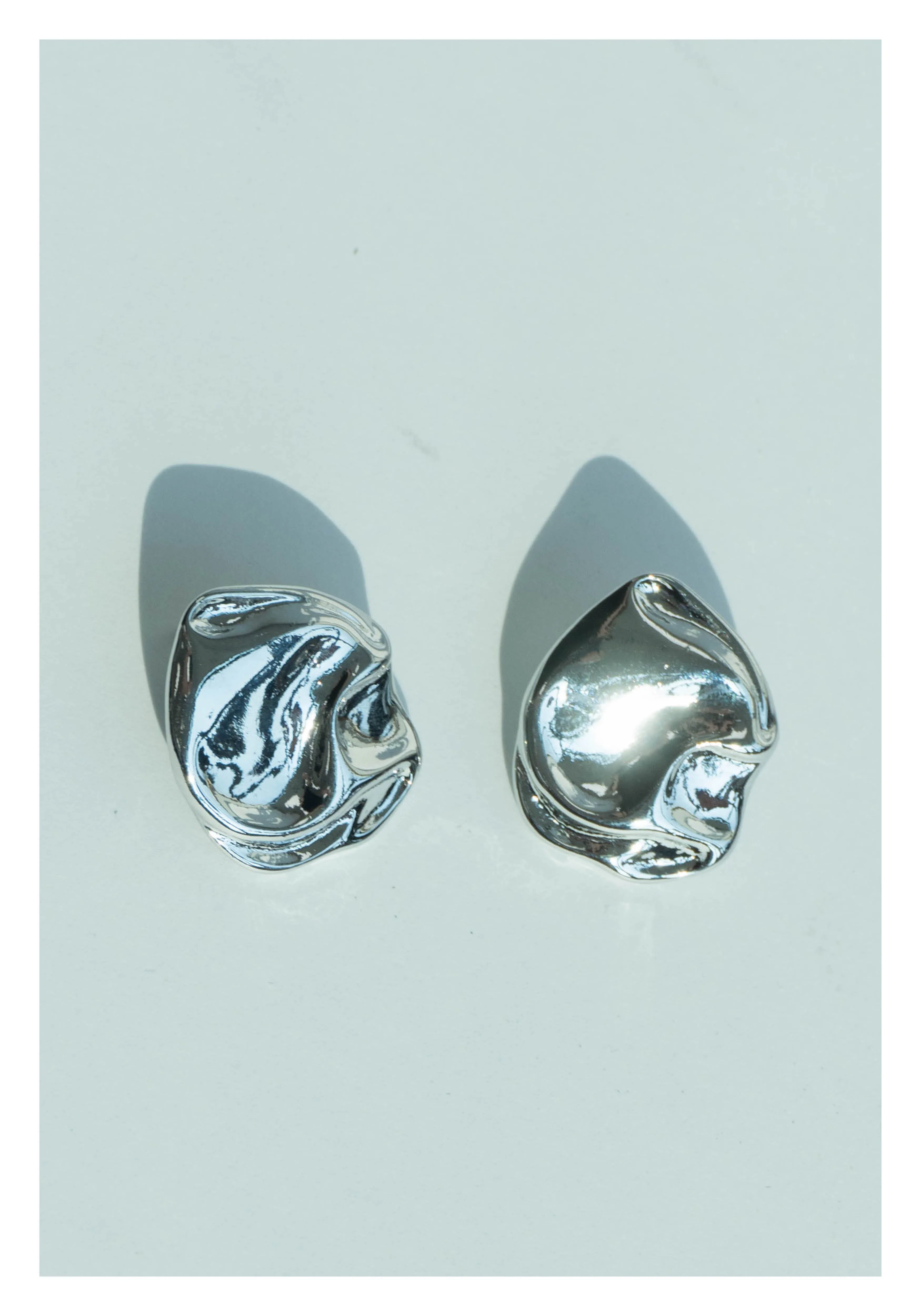 Organic Plate Earrings Silver