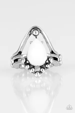 Paparazzi Ring ~ The Bold And The Bead-iful - White