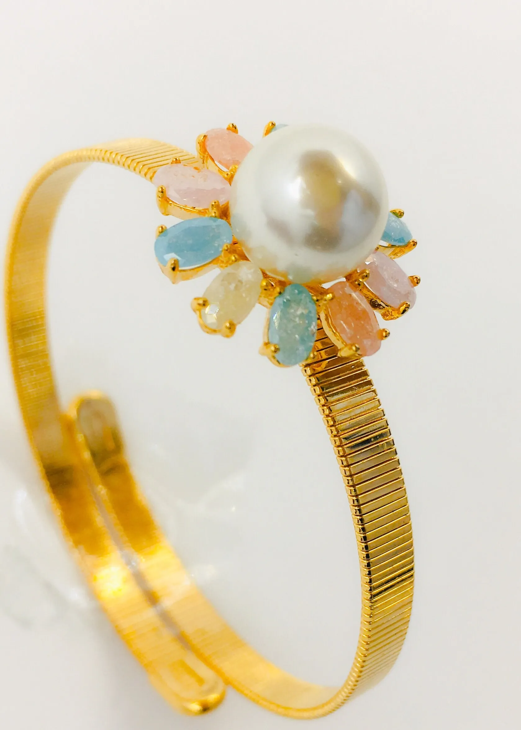 PEARL FLORAL BRECELET