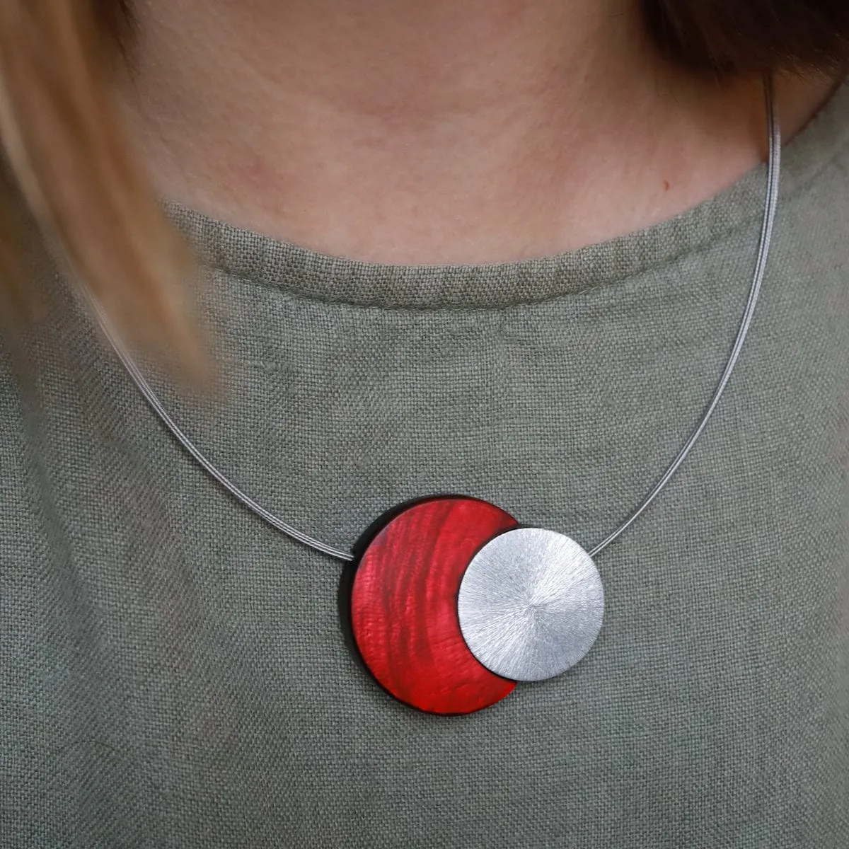 Red Resin Magnetic Necklace