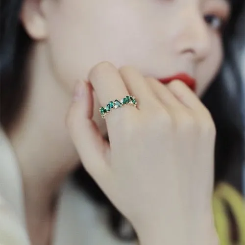 Royal Emerald-cut Stones Ring