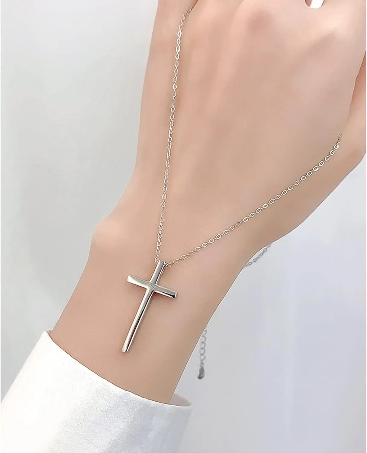 Small Cross Pendant Necklace for Women Simple Cross Necklaces Mothers Day Birthday Gifts for Women
