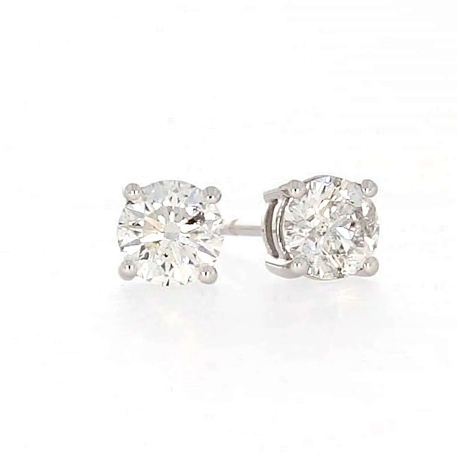 Solitaire 18ct White Gold Round Brilliant Cut with 1 CARAT tw of Diamonds Stud Earrings