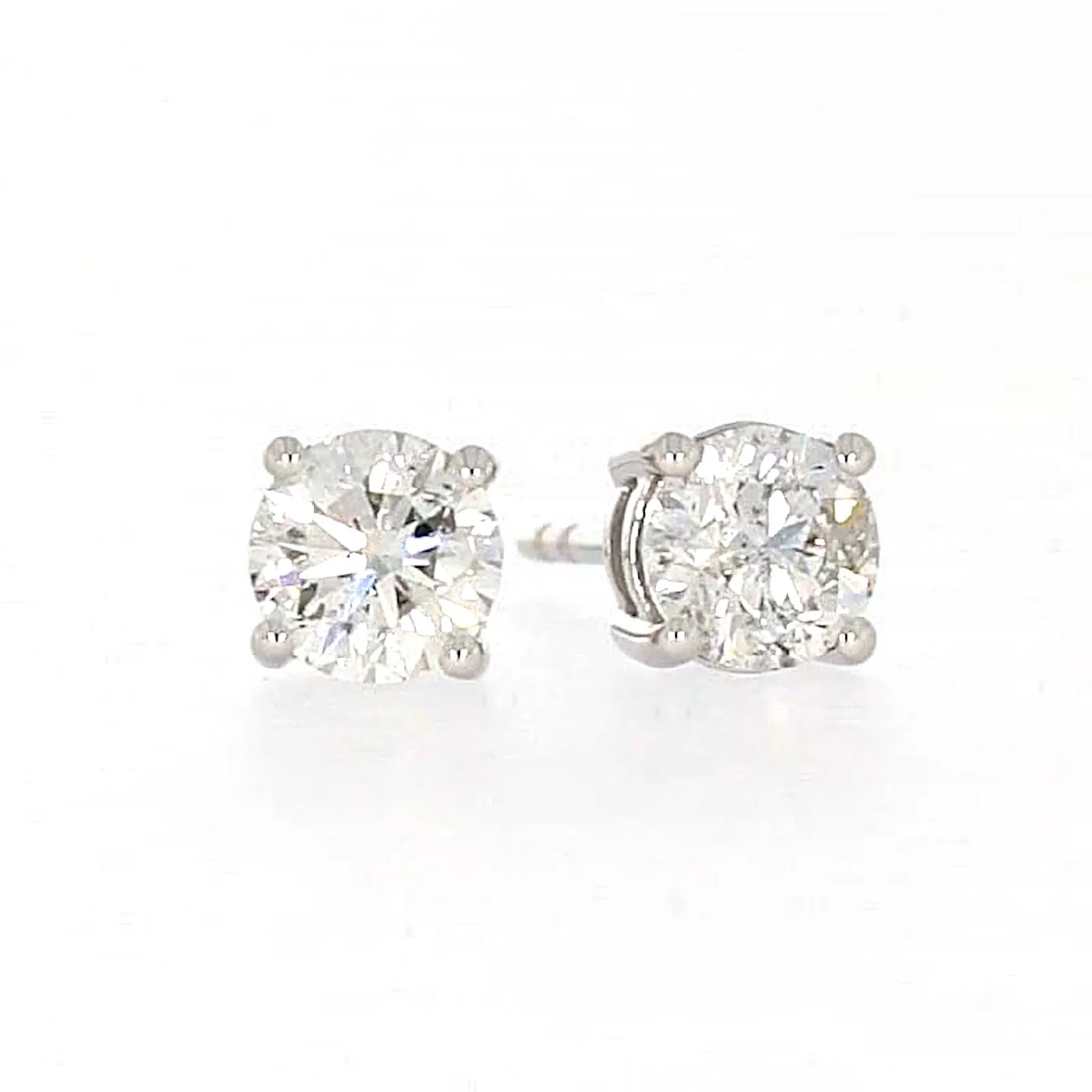 Solitaire 18ct White Gold Round Brilliant Cut with 1 CARAT tw of Diamonds Stud Earrings