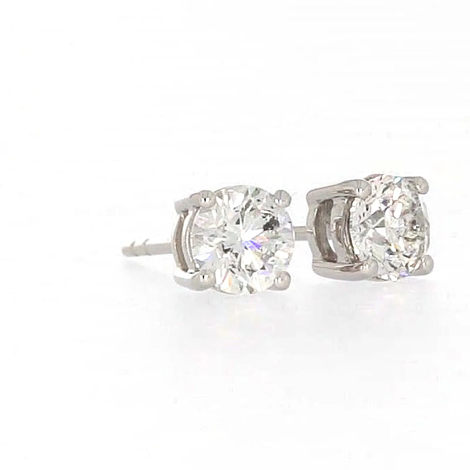 Solitaire 18ct White Gold Round Brilliant Cut with 1 CARAT tw of Diamonds Stud Earrings
