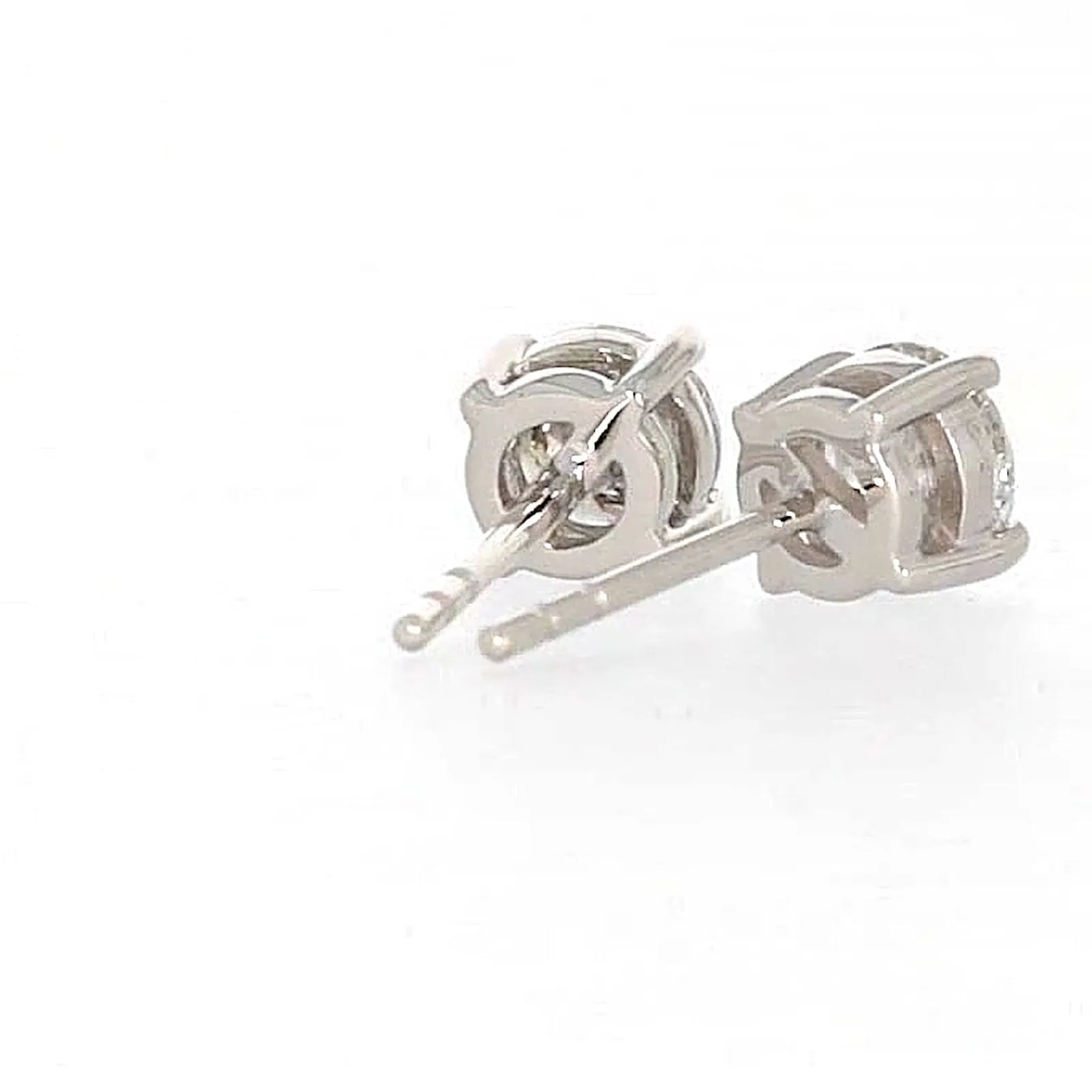 Solitaire 18ct White Gold Round Brilliant Cut with 1 CARAT tw of Diamonds Stud Earrings