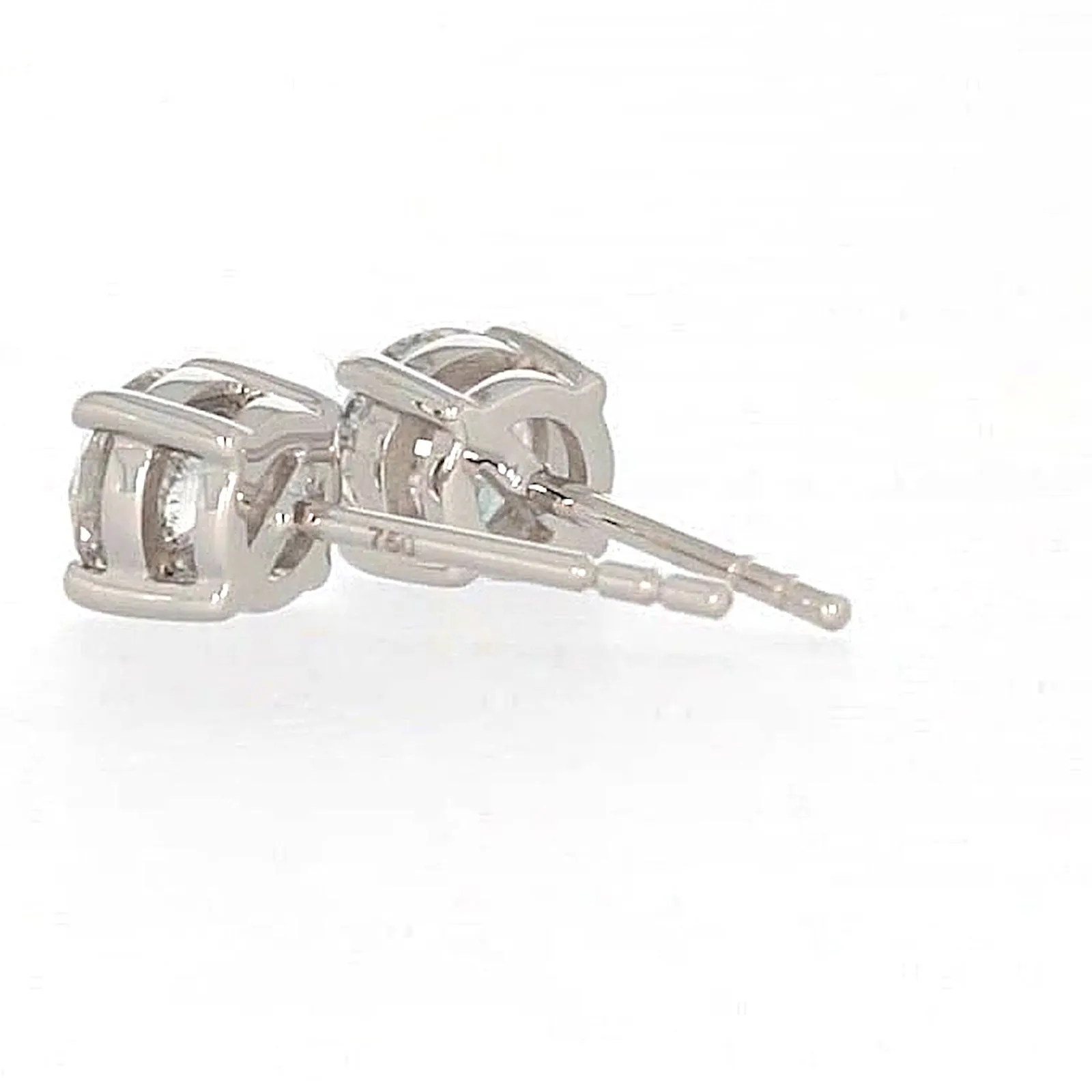Solitaire 18ct White Gold Round Brilliant Cut with 1 CARAT tw of Diamonds Stud Earrings