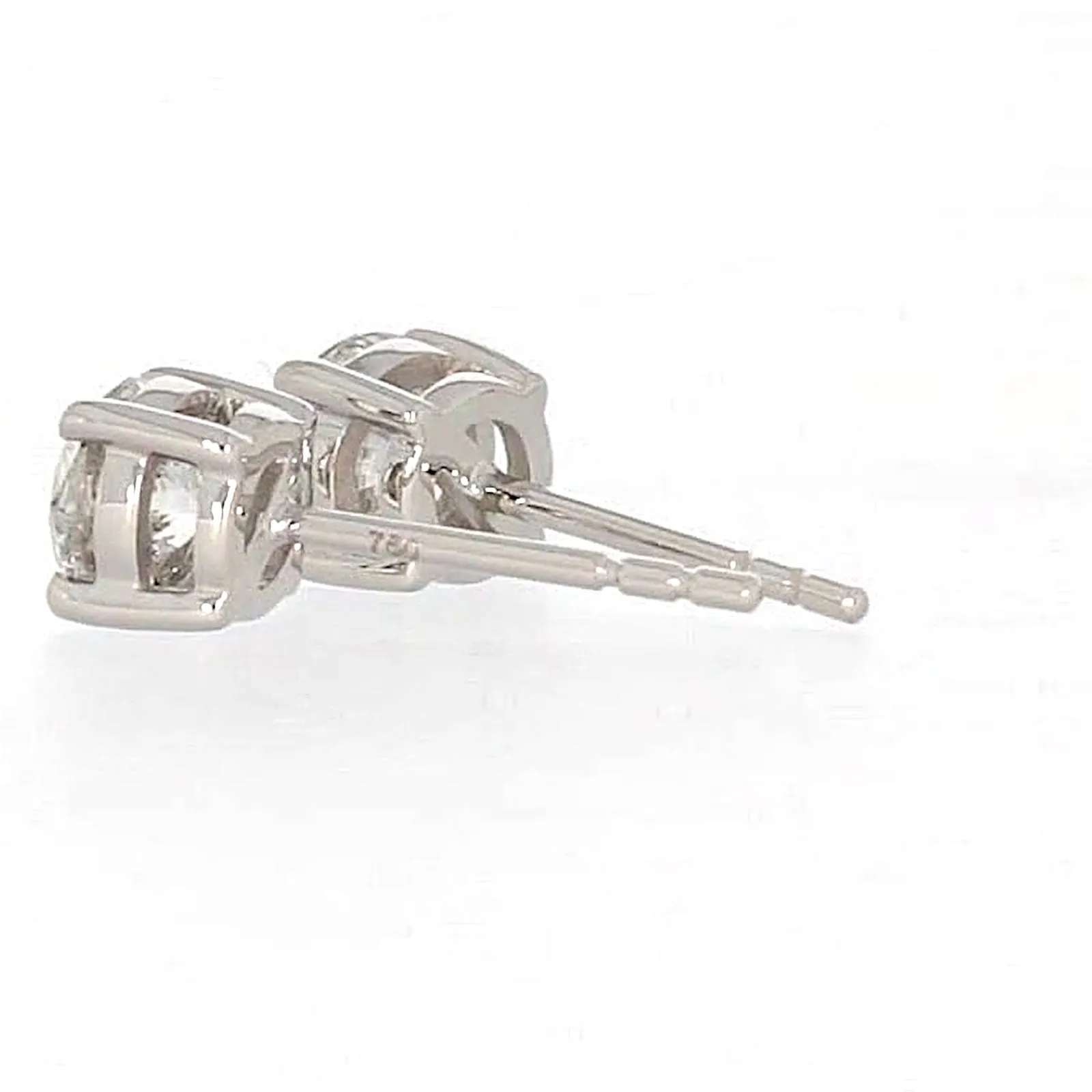 Solitaire 18ct White Gold Round Brilliant Cut with 1 CARAT tw of Diamonds Stud Earrings