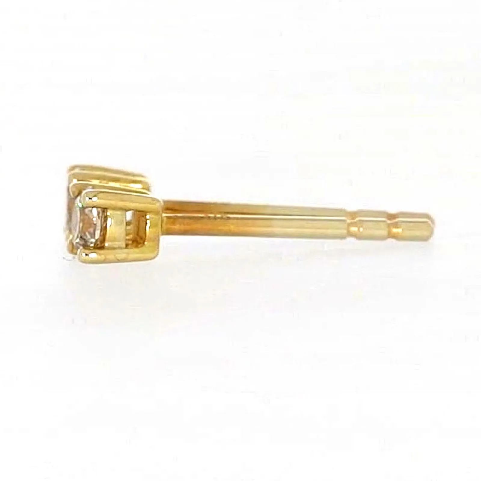 Solitaire 9ct Yellow Gold 0.15 carat tw of Diamonds Stud Earrings