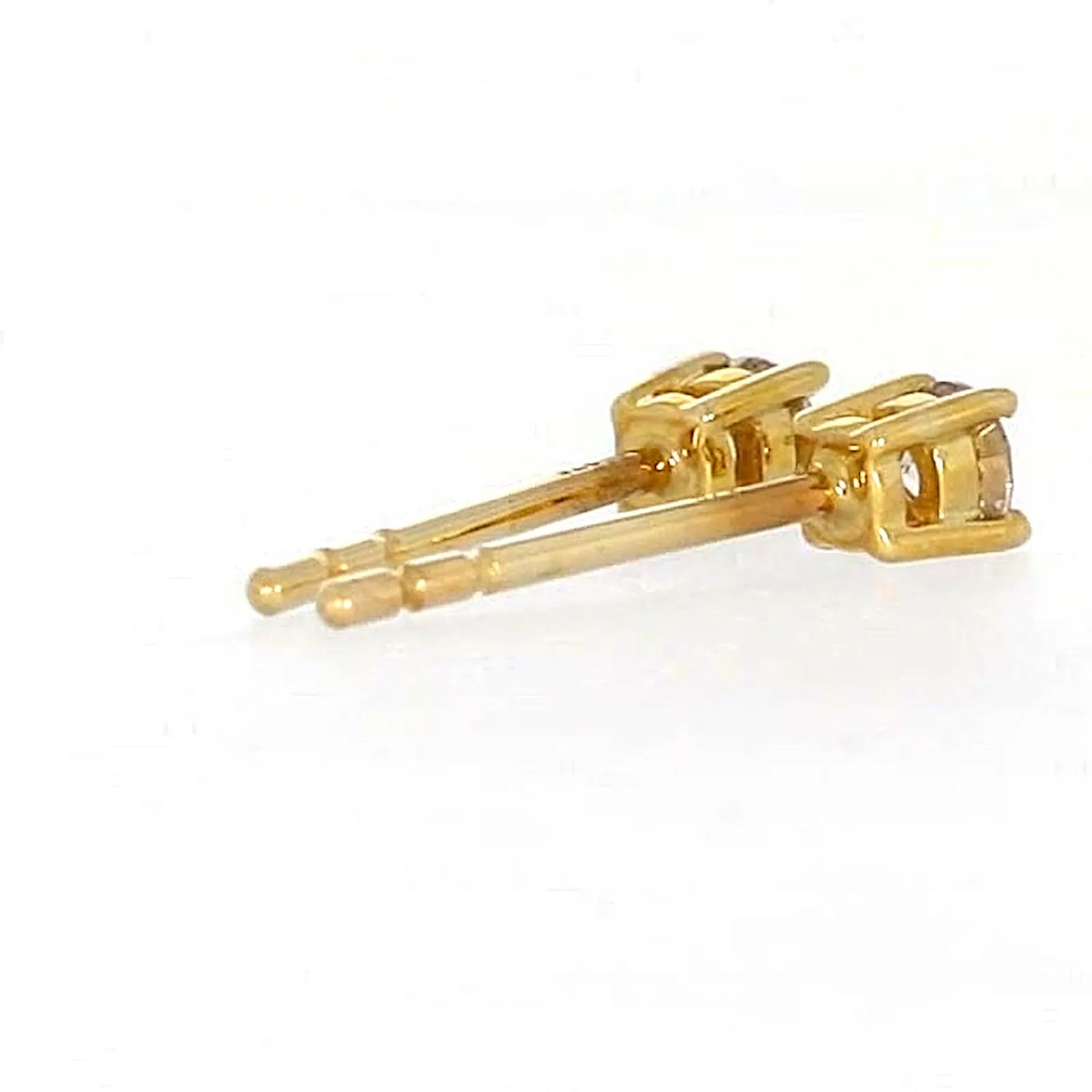 Solitaire 9ct Yellow Gold 0.15 carat tw of Diamonds Stud Earrings